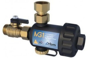 Fotografija MG1 kompakten magnetni odstranjevalec nečistoč za ogrevalne sisteme